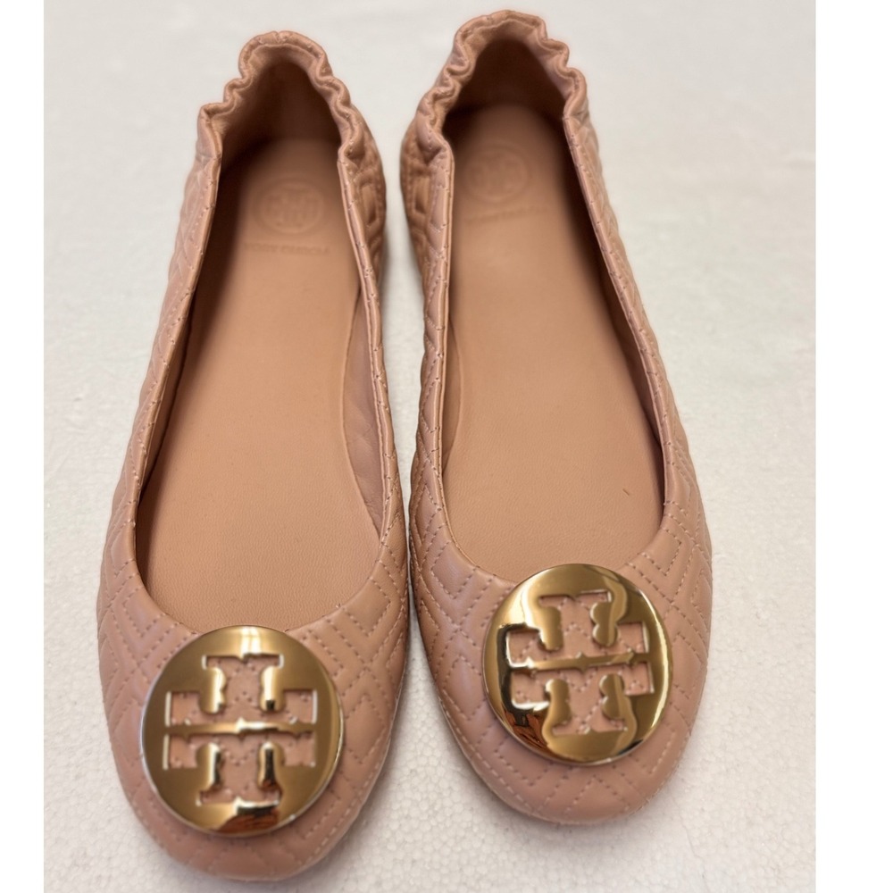 Tory Burch Minnie Travel Ballet Flats Quilted Leather Pink Gold Medallion 8M